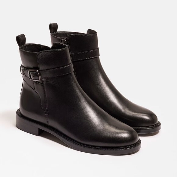 Sam Edelman Nolynn Buckle Bootie in Black Leather, Size 6, New in Box - Picture 1 of 11